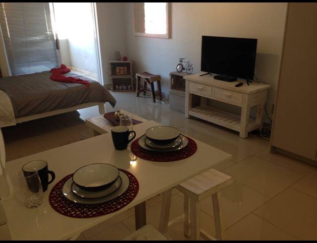 0.5 BEDROOM APARTMENT RENTED IN SALT RIVER